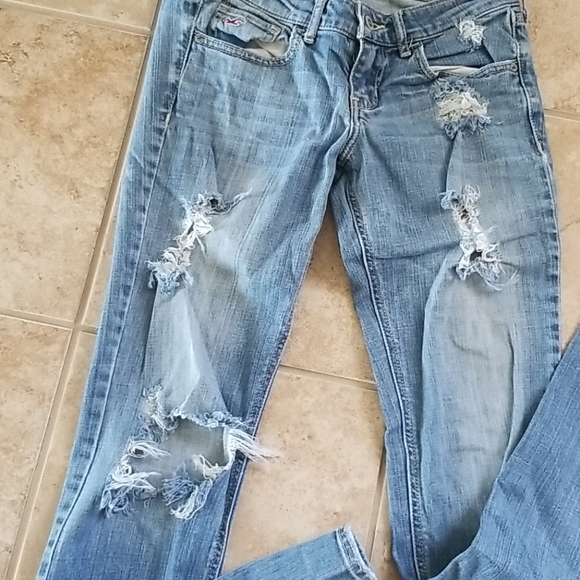 Hollister Jean's w tears #6 - Picture 2 of 5
